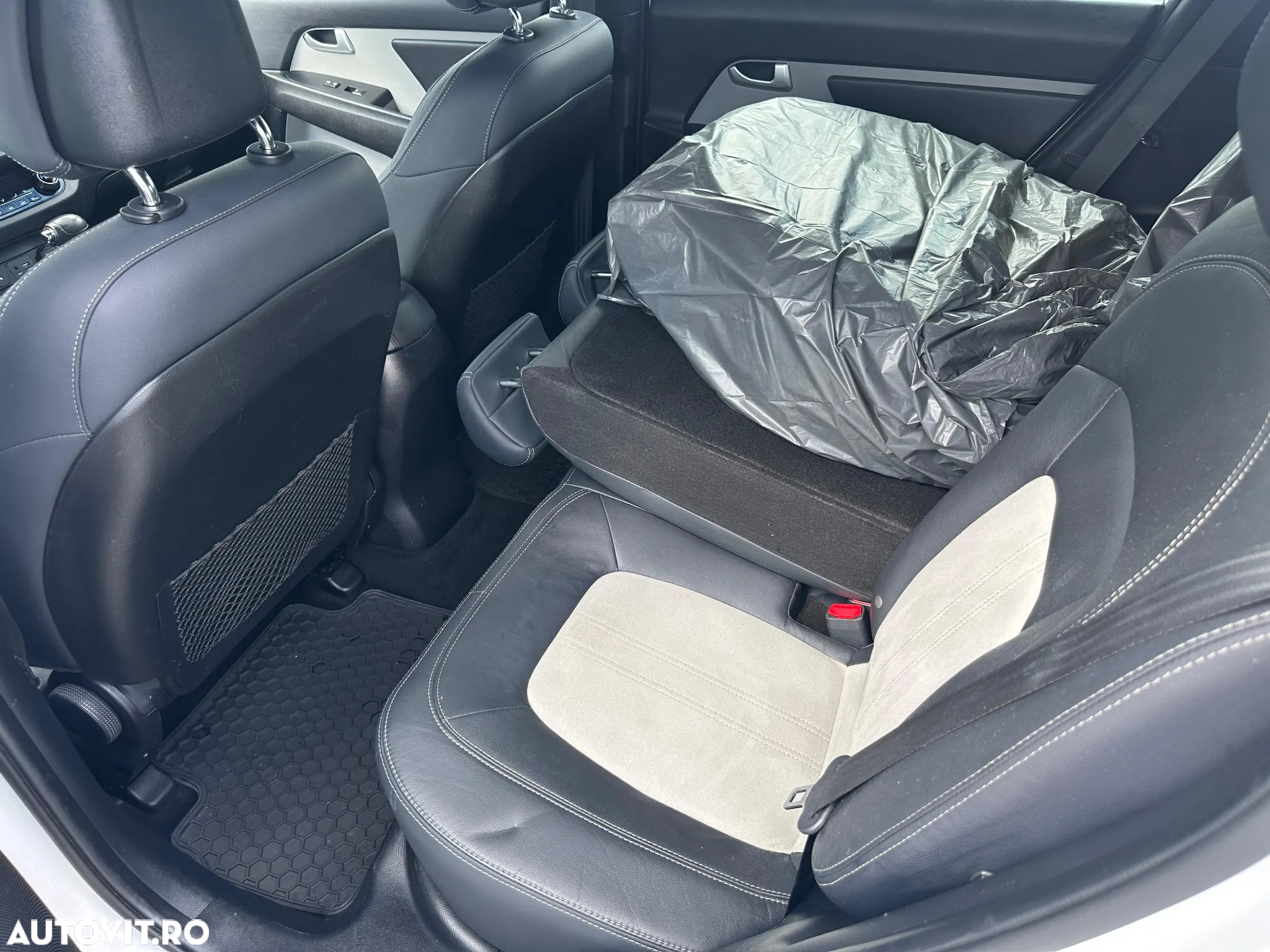 Kia Sportage 2.0 CRDI 4WD Automatik Vision - 25