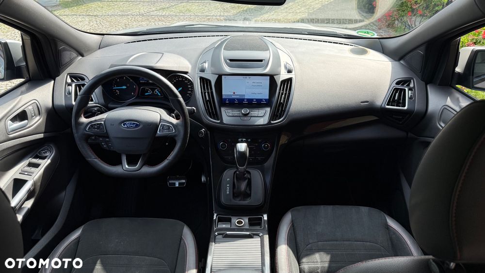 Ford Kuga 2.0 TDCi AWD ST-Line - 23