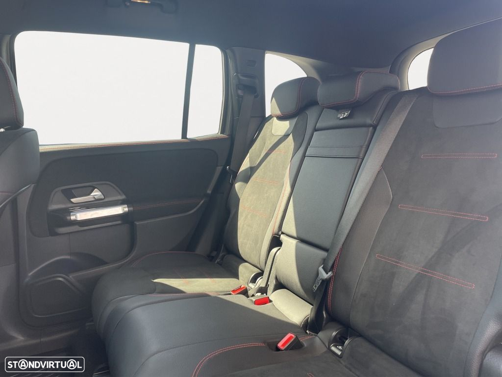 Mercedes-Benz GLB 180 d AMG Line - 15