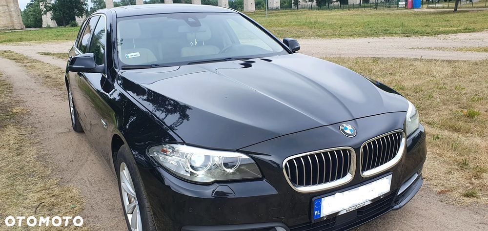BMW Seria 5 520d xDrive - 1
