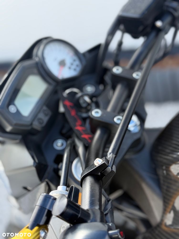 Yamaha FZ8 - 19