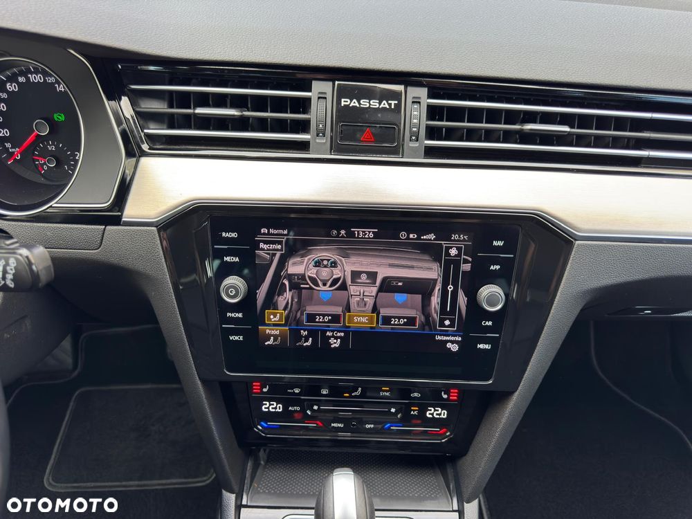 Volkswagen Passat Variant 1.5 TSI EVO Elegance DSG - 22