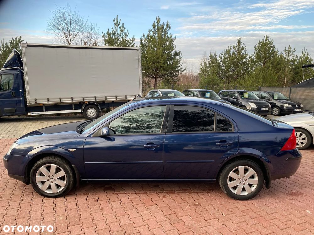 Ford Mondeo 1.8 Titanium - 4