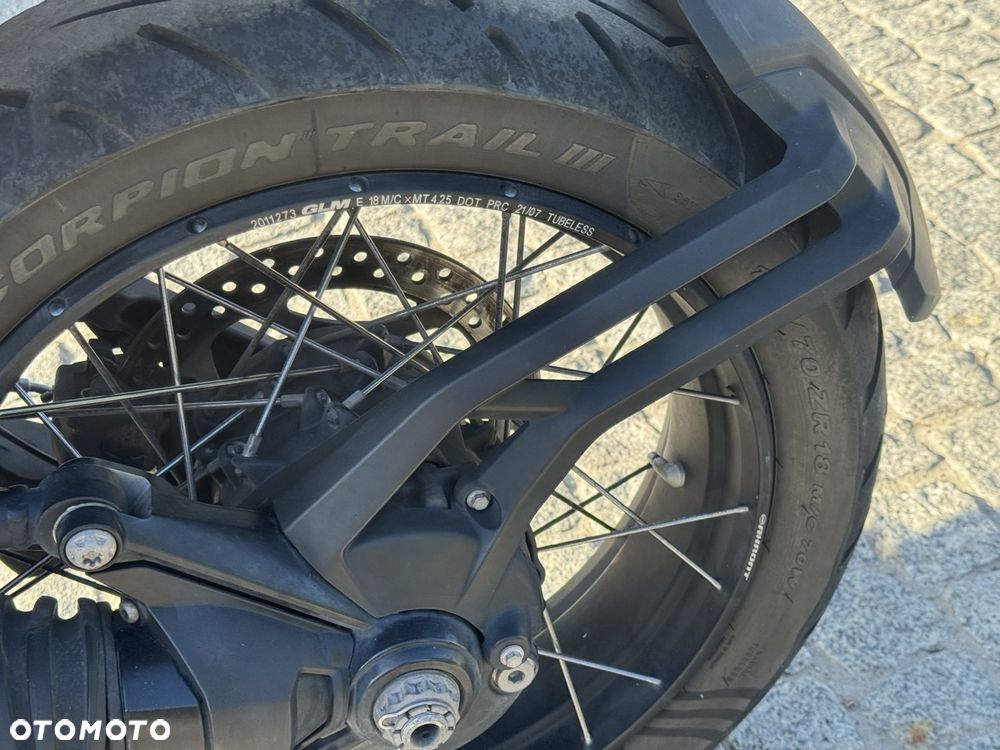 Triumph Tiger - 27