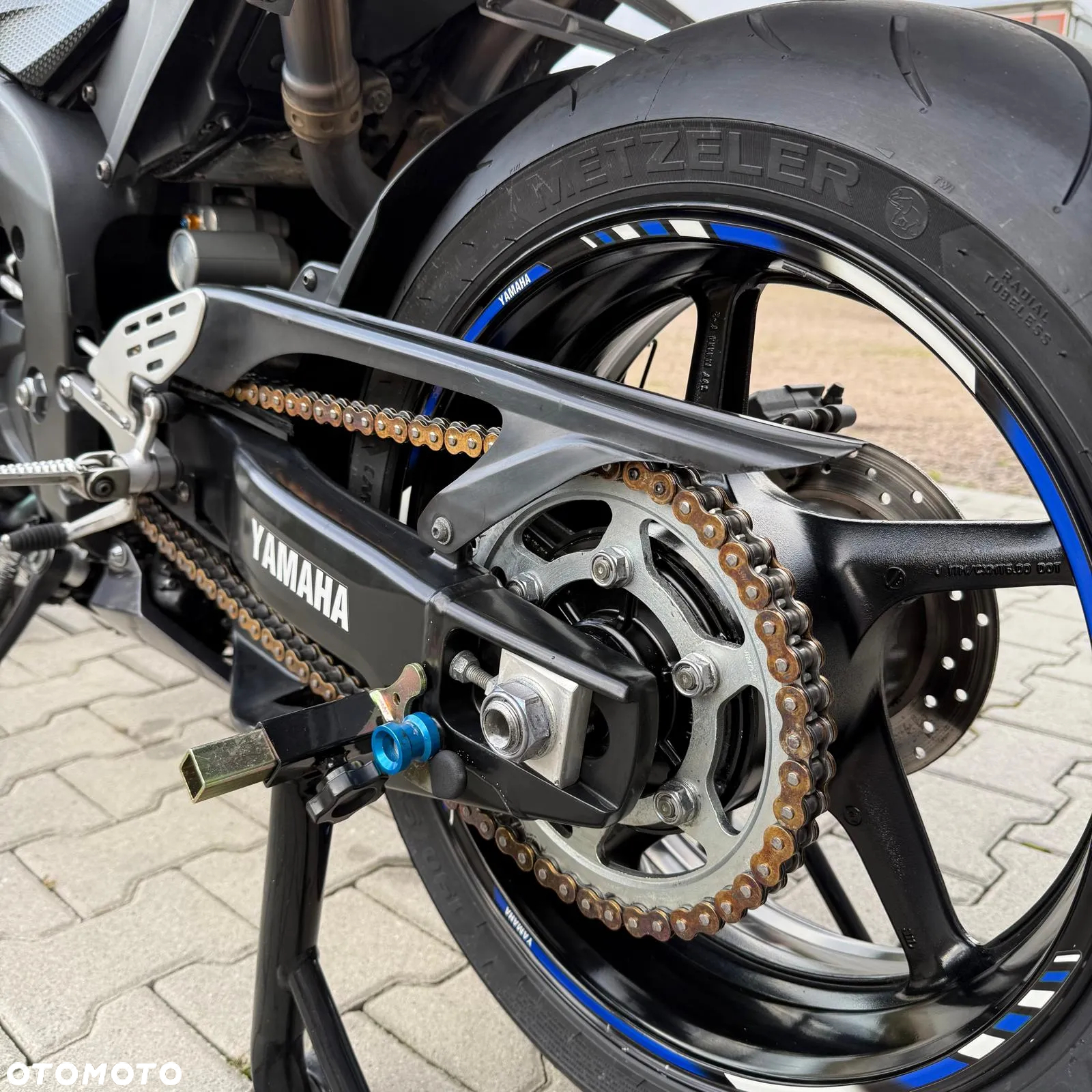 Yamaha R1 - 20
