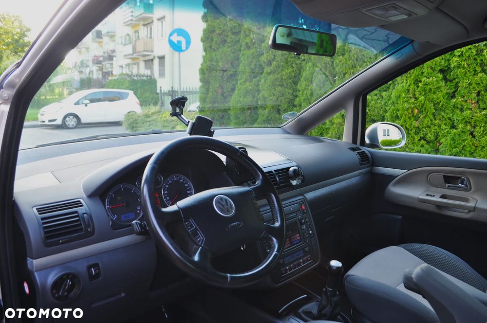 Volkswagen Sharan 2.0 TDI Exclusive Edition - 9