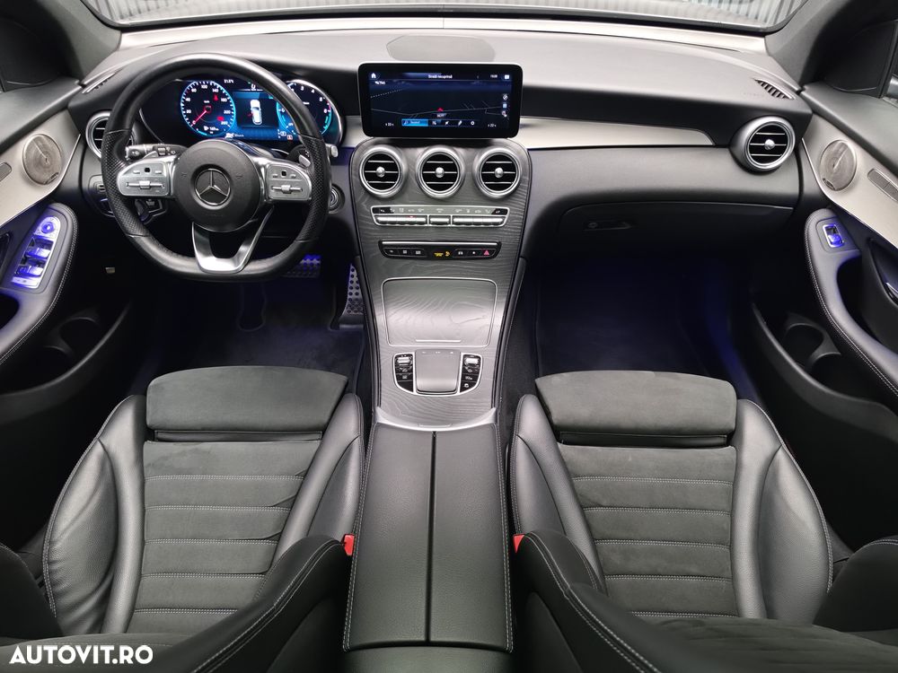 Mercedes-Benz GLC 300 de 4Matic 9G-TRONIC AMG Line Plus - 35