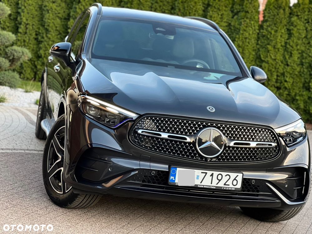 Mercedes-Benz GLC - 21