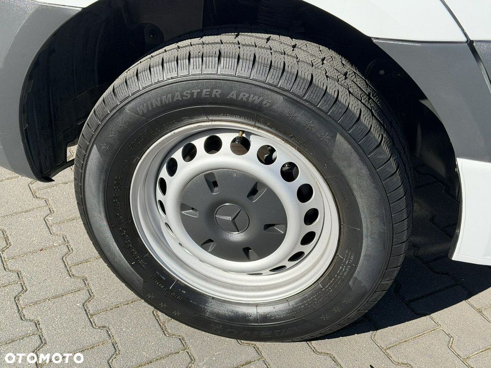 Mercedes-Benz Sprinter - 7