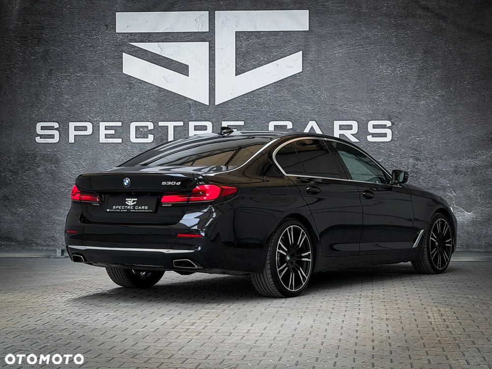 BMW Seria 5 530d Luxury Line - 8
