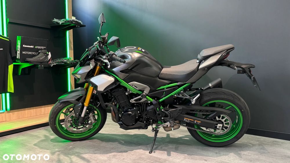 Kawasaki Z 900 - 6