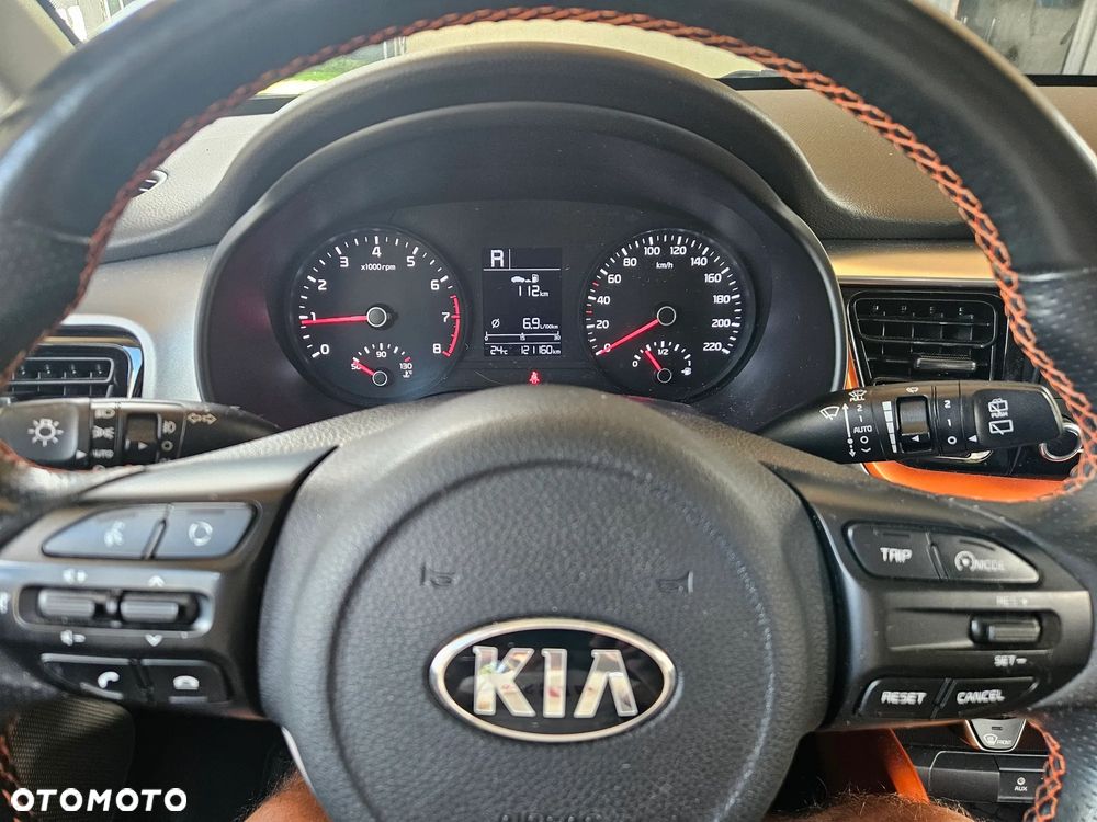 Kia Stonic 1.4 M - 3