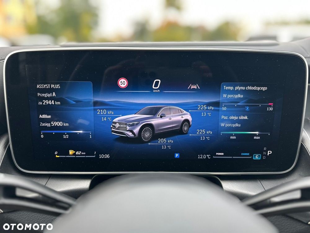 Mercedes-Benz GLC - 33