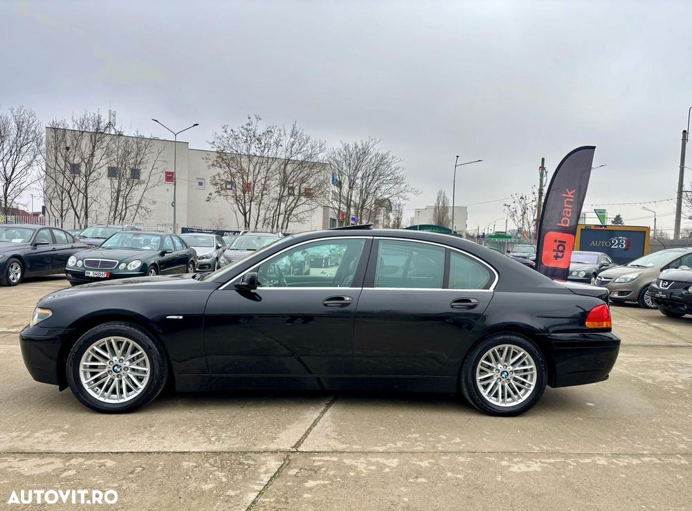 BMW Seria 7 745i - 13