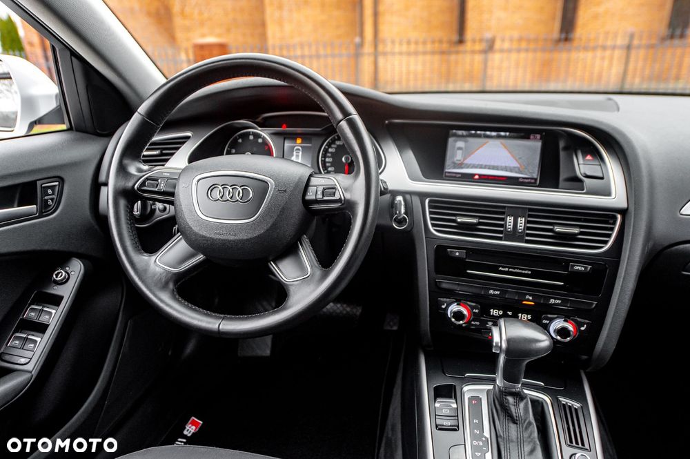 Audi A4 Avant 2.0 TFSI quattro S tronic S line Sportpaket - 24