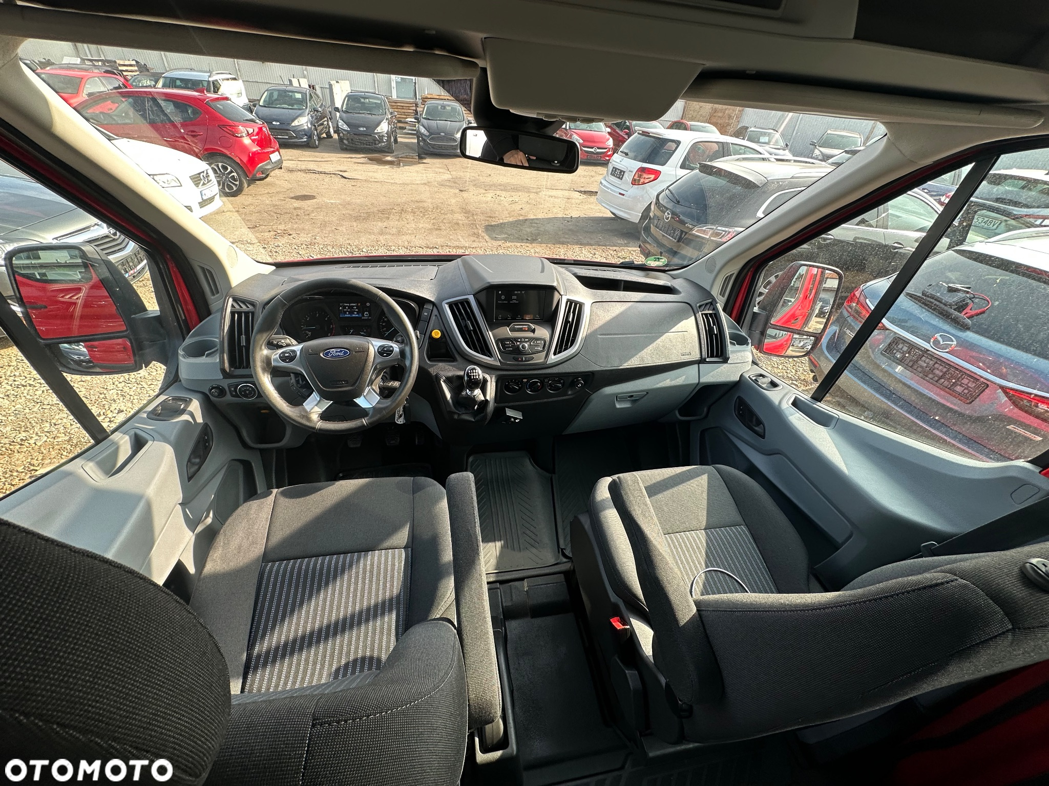 Ford Transit - 17