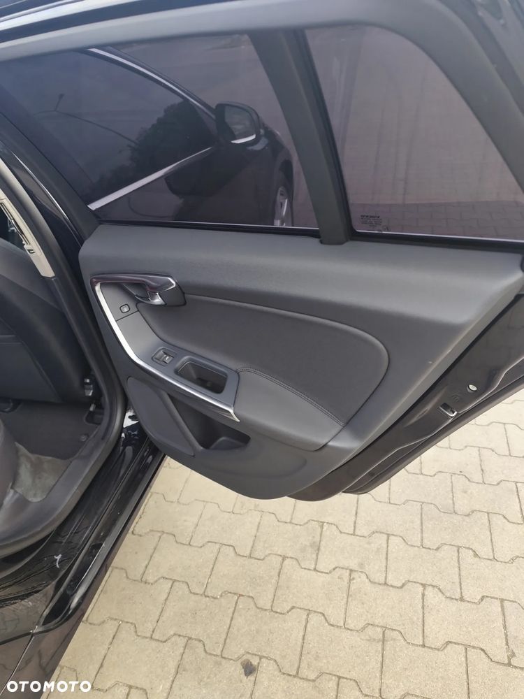 Volvo V60 - 11