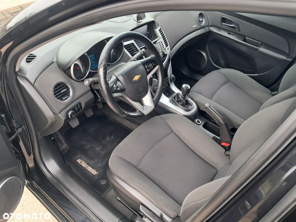 Chevrolet Cruze 1.7TD LT+ - 13