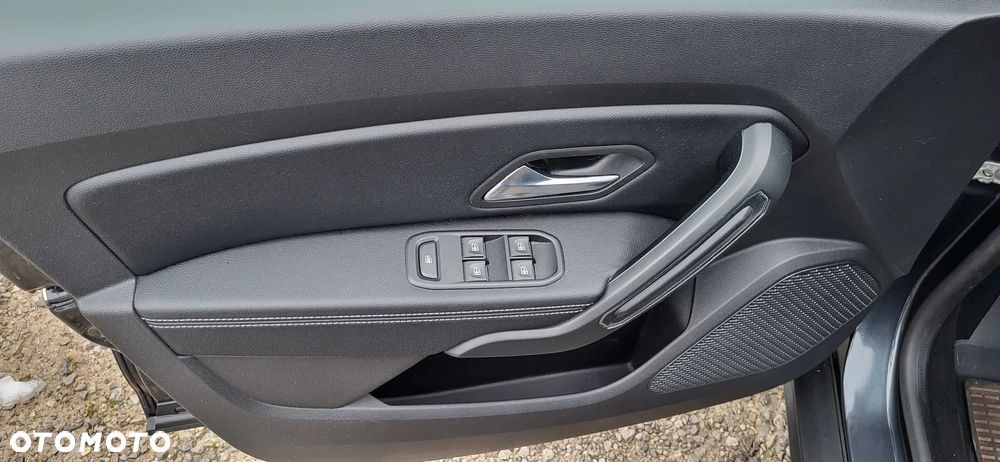 Dacia Duster 1.3 TCe FAP Prestige - 28