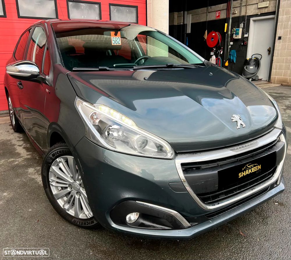 Peugeot 208 82 PureTech Style - 2