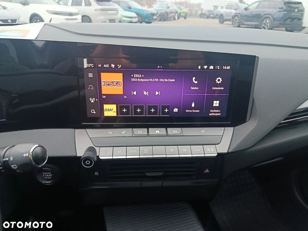 Opel Astra 1.2 T Business Edition S&S - 8