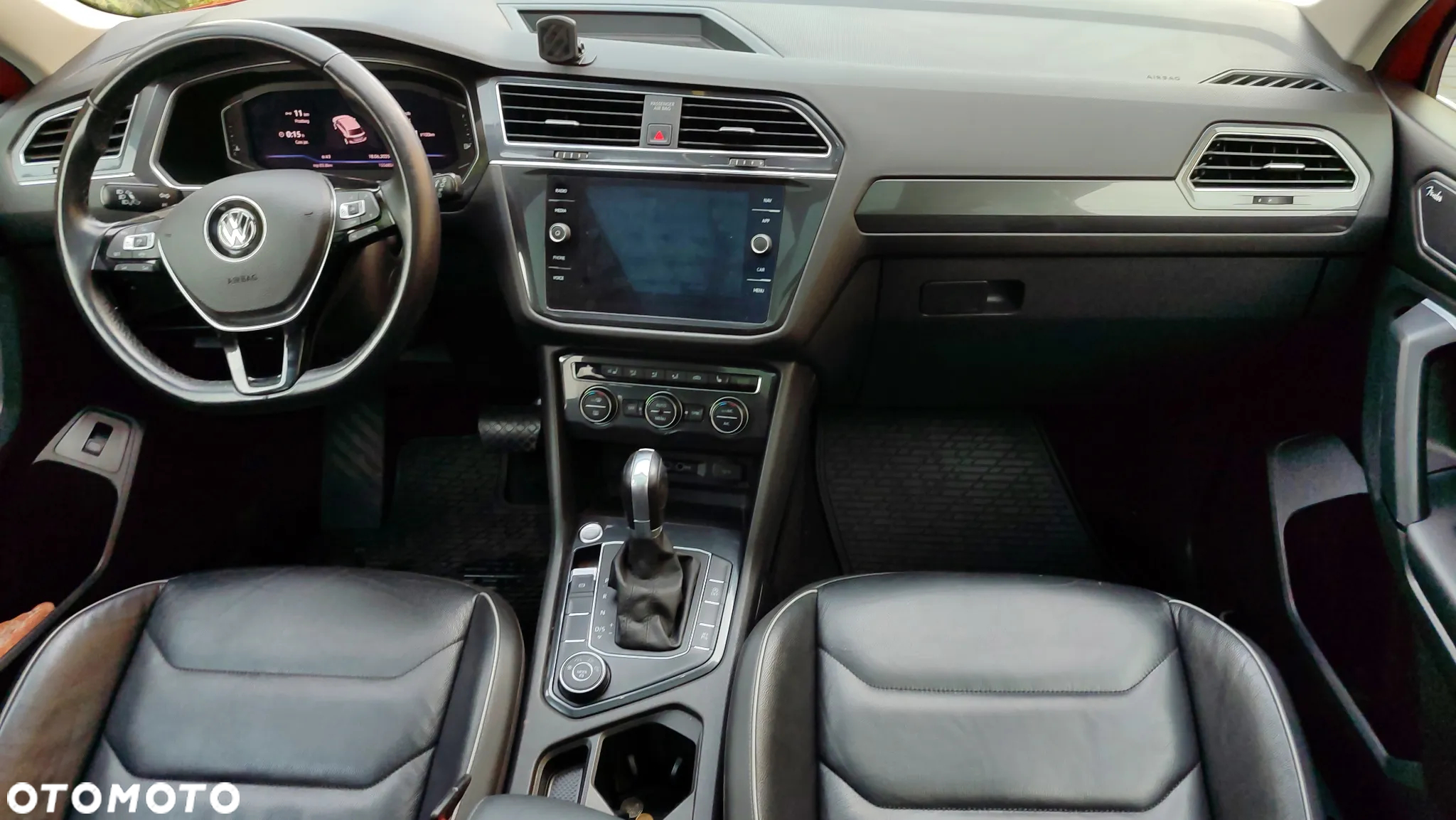 Volkswagen Tiguan 2.0 TSI 4Mot Elegance DSG - 23