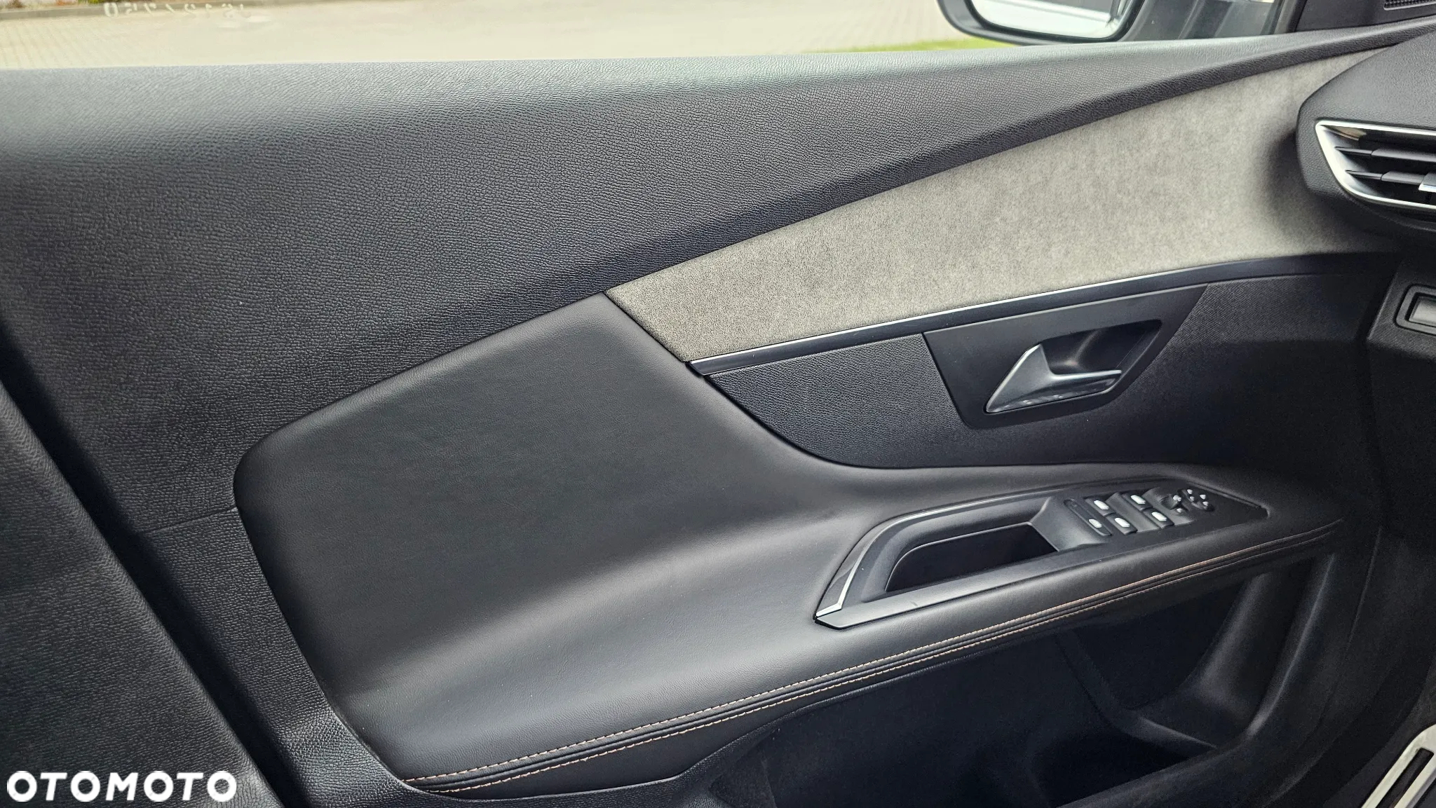 Peugeot 3008 BlueHDi 180 Stop & Start EAT8 GT - 15