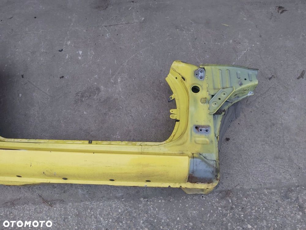 Toyota MR2 zzw30 1,8 vvti próg prawy słupek A B ćwiartka prawa bok - 12