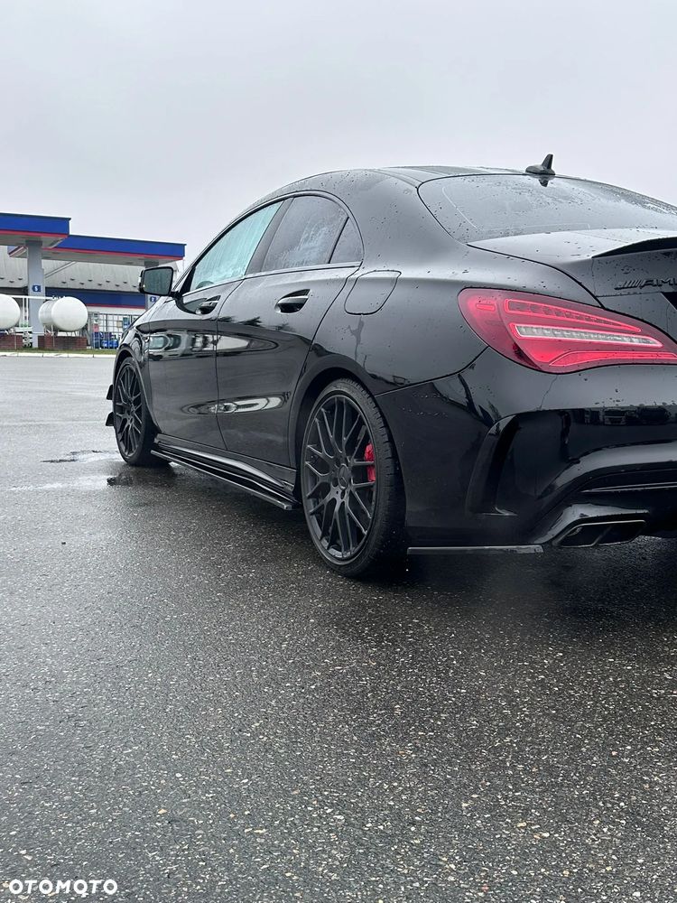 Mercedes-Benz CLA AMG 45 4Matic AMG Speedshift 7G-DCT Yellow Night Edition - 12