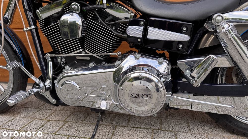Harley-Davidson Dyna - 18
