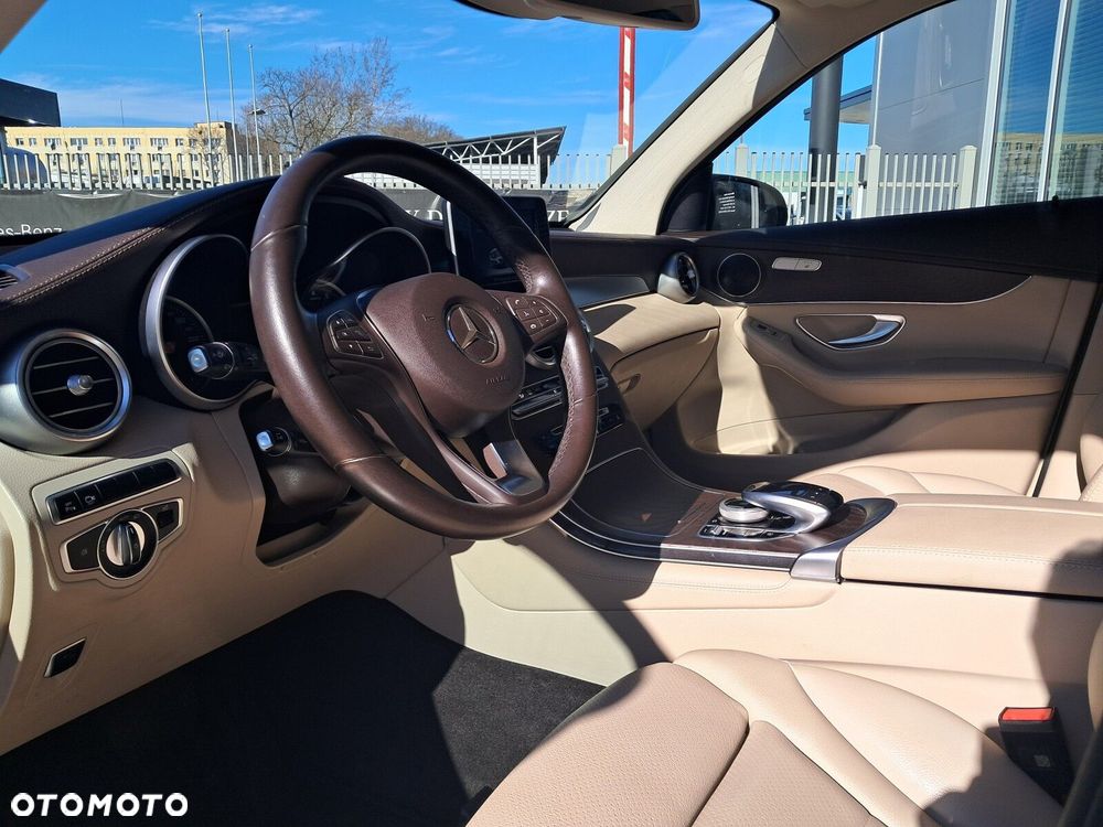 Mercedes-Benz GLC 250 4-Matic - 11