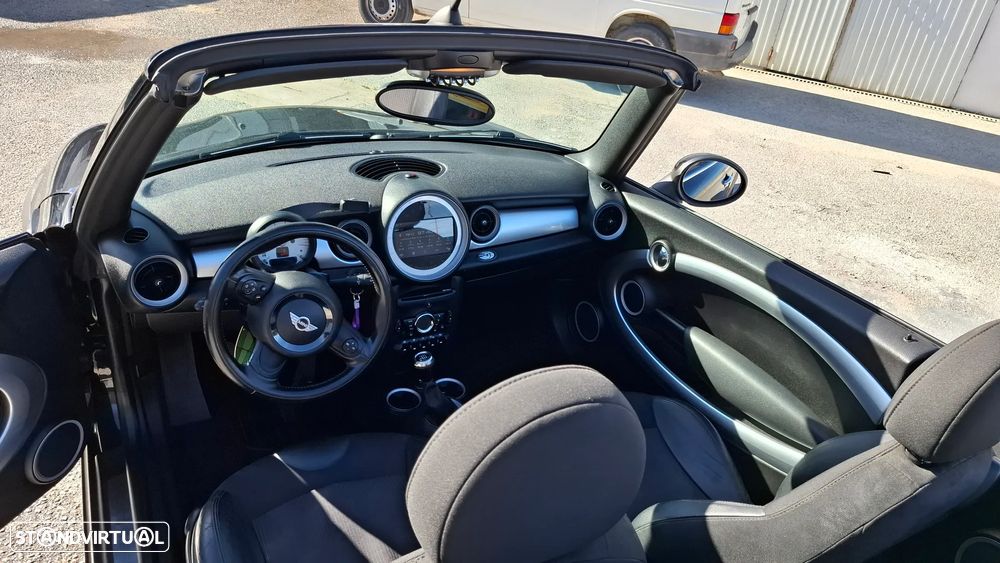 MINI Cabrio Cooper D - 11