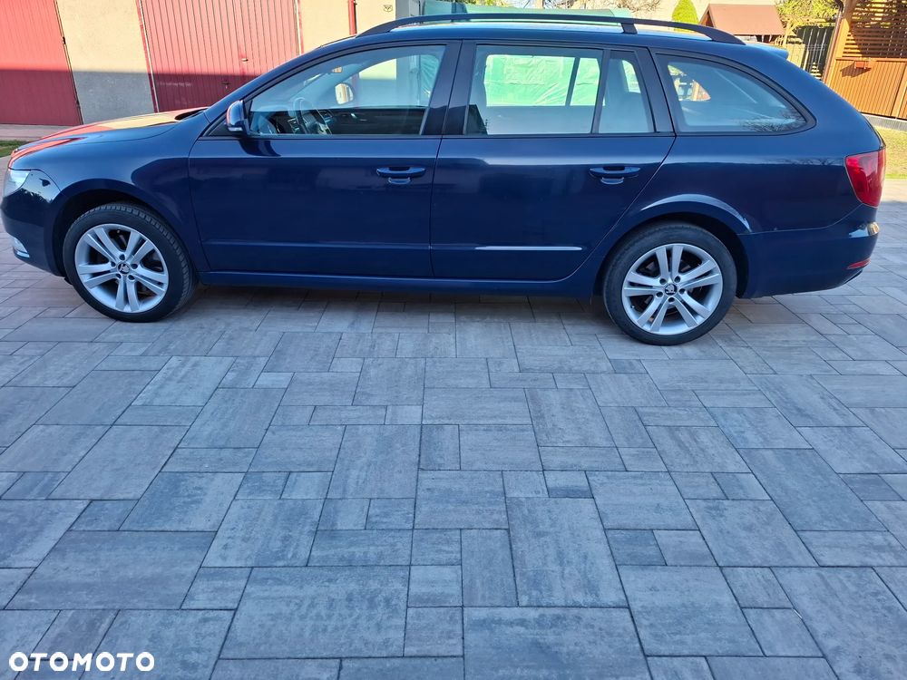 Skoda Superb 2.0 TDI Active - 3