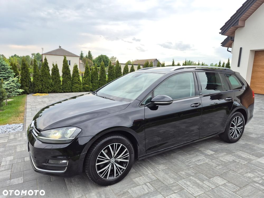 Volkswagen Golf 1.6 TDI BlueMotion Technology Allstar - 23
