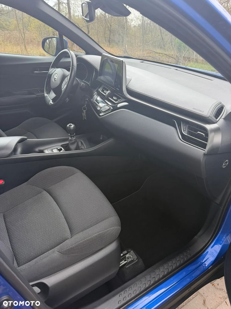 Toyota C-HR 1.2 T Premium - 10