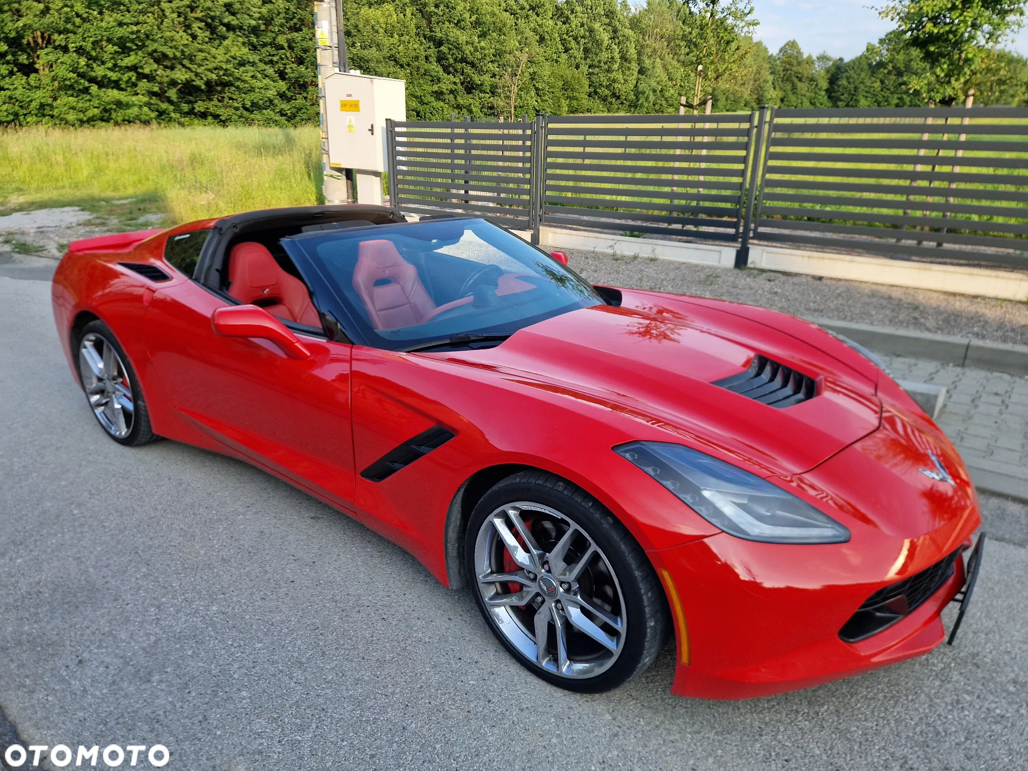 Chevrolet Corvette - 10
