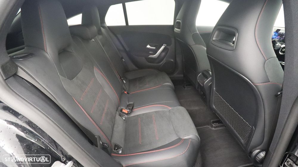 Mercedes-Benz CLA 180 d Shooting Brake AMG Line Aut. - 25