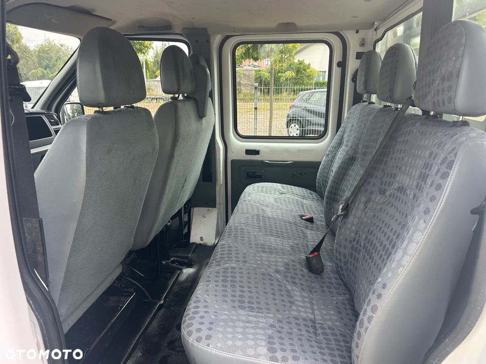 Ford Transit - 13