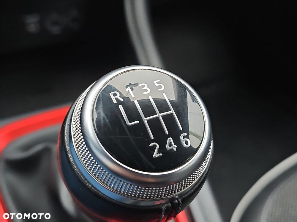 Renault Captur 1.3 Energy TCe FAP Intens - 25