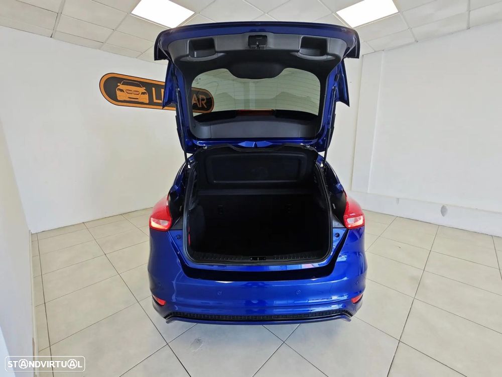 Ford Focus 1.0 EcoBoost ST-Line Aut. - 22