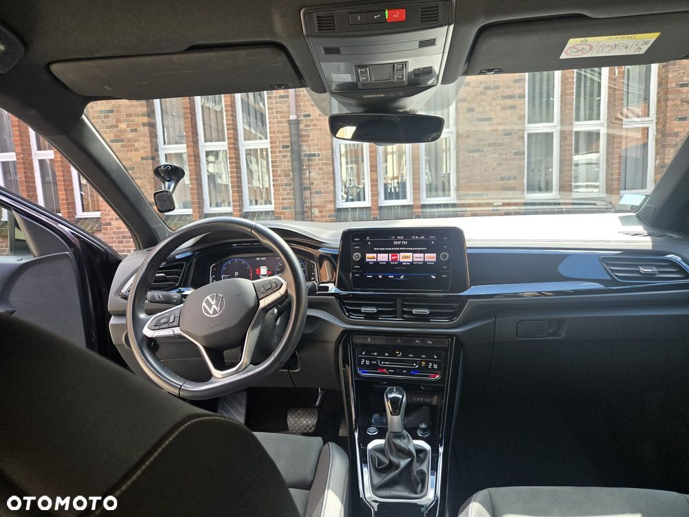 Volkswagen T-Roc - 14