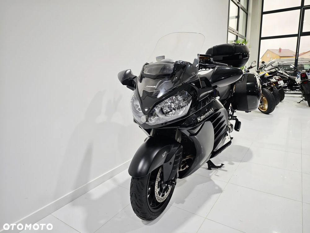 Kawasaki GTR - 19