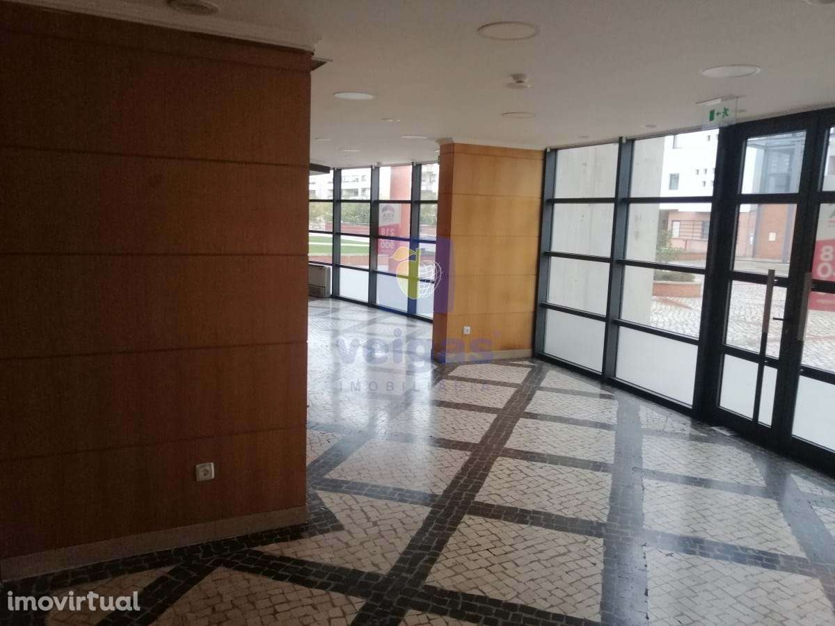 Loja Parque das Nações - Grande imagem: 3/23