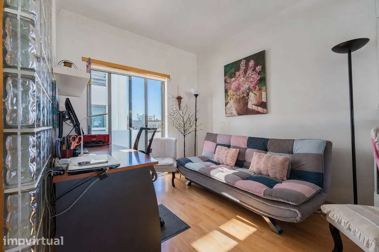 Apartamento T2 Duplex em Olhão com 2 Lugares de Estacionamento e 2 Gra - Grande imagem: 5/27