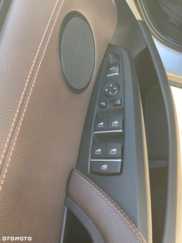 BMW X3 xDrive20d Luxury Line - 12