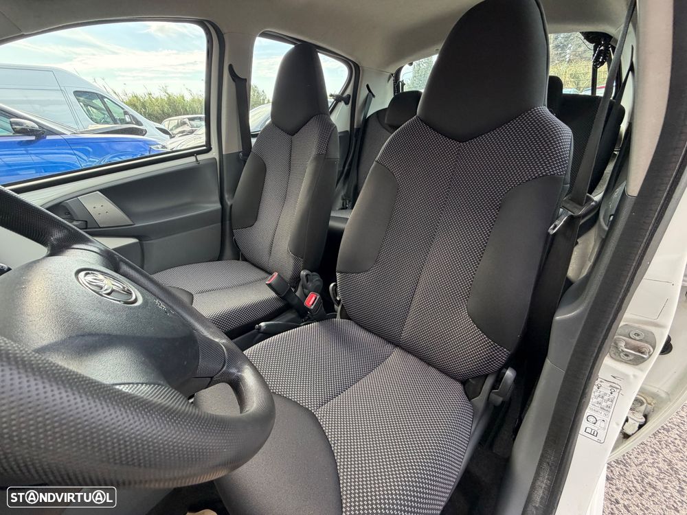 Toyota Aygo 1.0 Power Pack+AC - 28