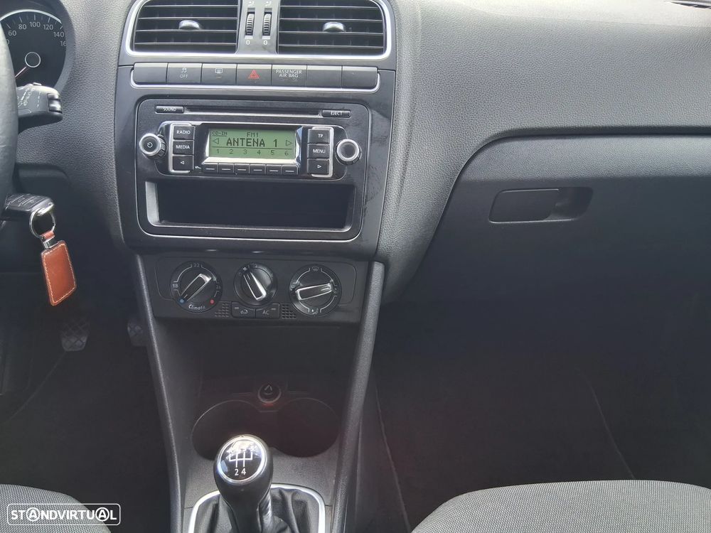 VW Polo 1.2 Confortline - 13