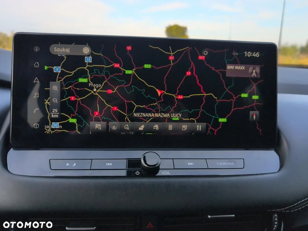 Nissan Qashqai 1.3 DIG-T N-CONNECTA - 23