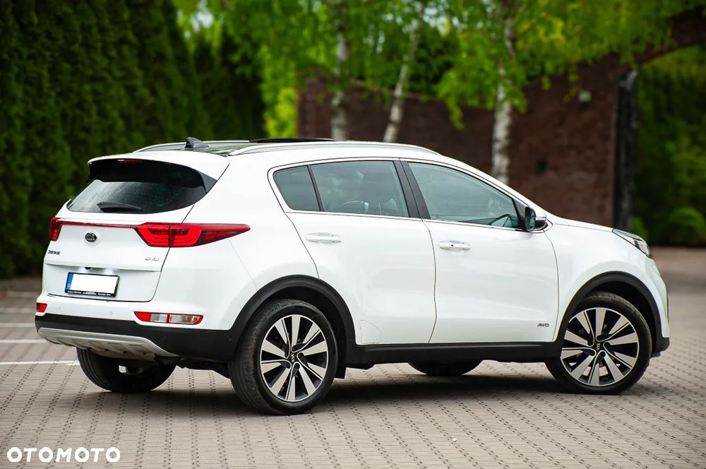 Kia Sportage 2,0 CRDI AWD GT Line - 13