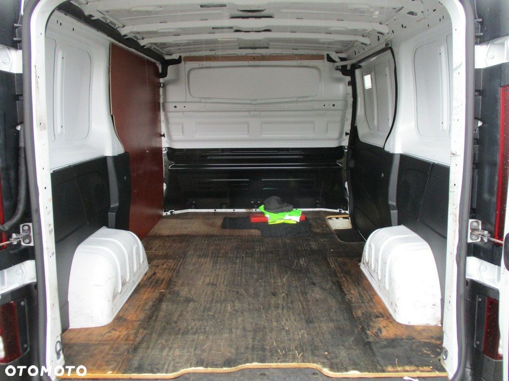 Renault Trafic - 6